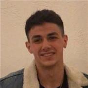 étudiant en classe préparatoire pour des cours de mathématiques ou de physique à lyon